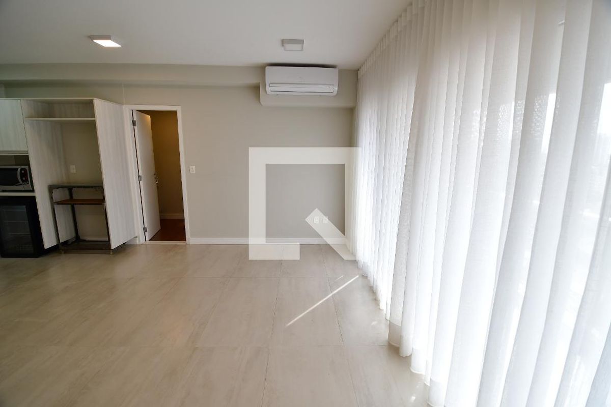 Apartamento à Venda - Cambuí, 2 Quartos,  72 m2 em , Campinas - sp | SoloBR