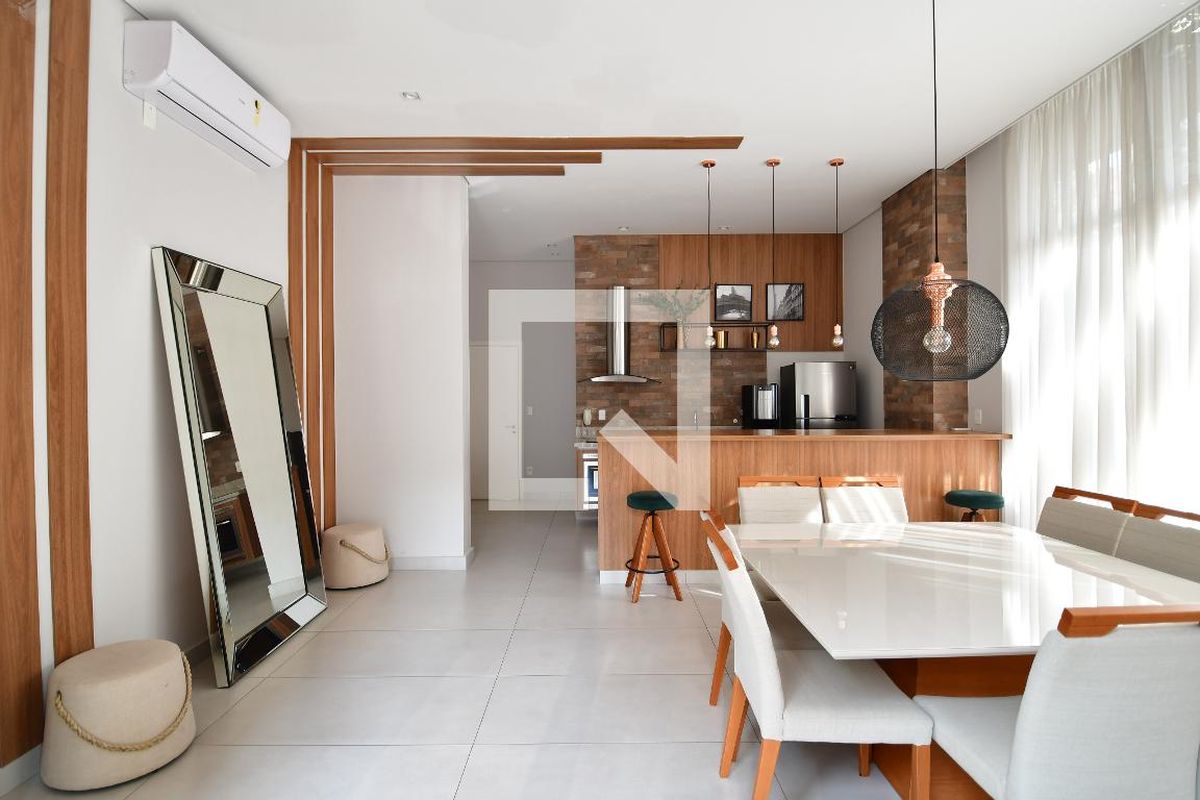 Apartamento à Venda - Cambuí, 2 Quartos,  72 m2 em , Campinas - sp | SoloBR