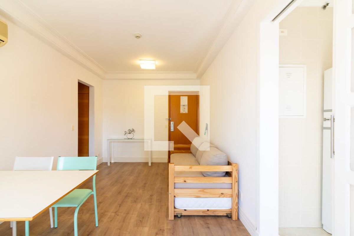 Apartamento, 1 quarto, 46 m² - Foto 2