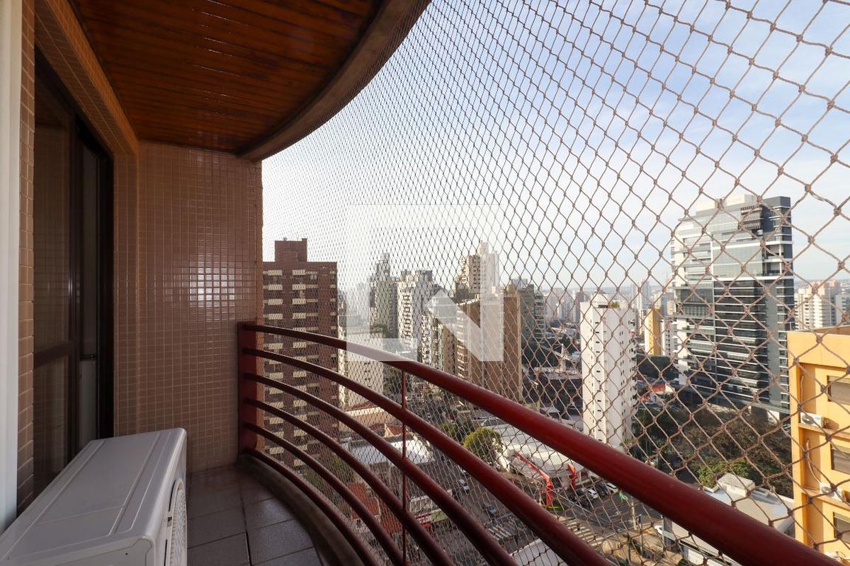 Apartamento à Venda - Cambuí, 1 Quarto,  108 m2 em , Campinas - sp | SoloBR