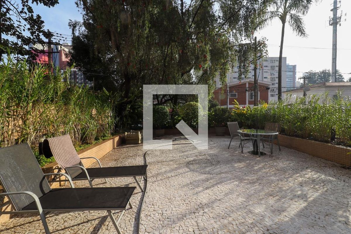 Apartamento à Venda - Cambuí, 1 Quarto,  108 m2 em , Campinas - sp | SoloBR