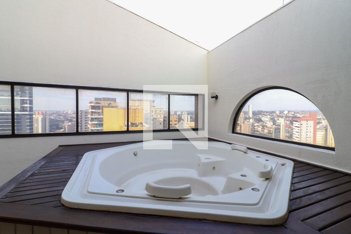 Apartamento à Venda - Cambuí, 1 Quarto,  108 m2 em , Campinas - sp | SoloBR