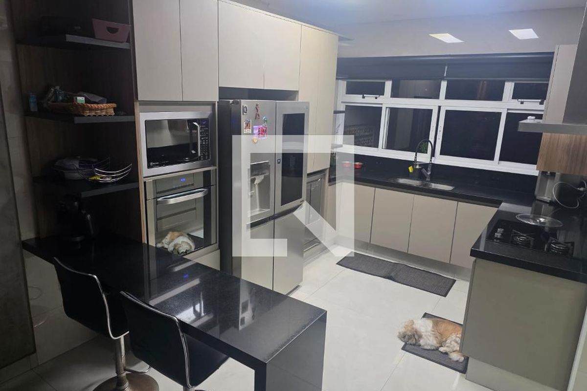 Casa, 3 quartos, 200 m² - Foto 23