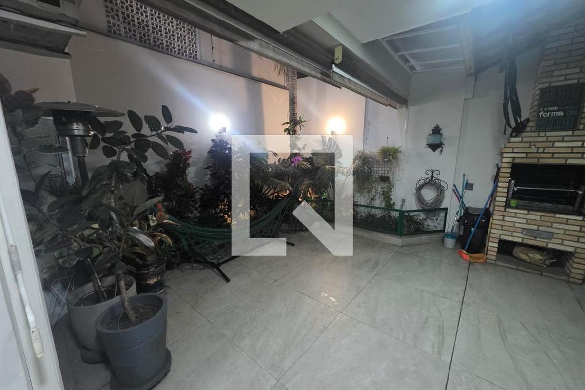 Casa, 3 quartos, 200 m² - Foto 35