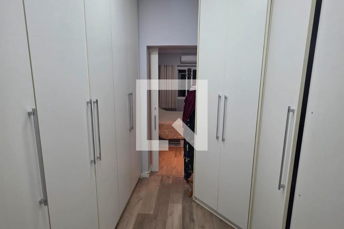 Casa, 3 quartos, 200 m² - Foto 13