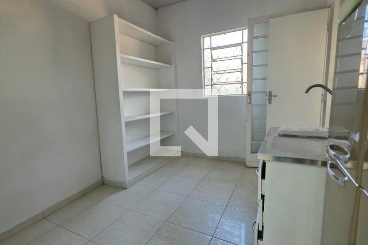 Casa à Venda - Guanabara, 2 Quartos,  357 m2 em , Campinas - sp | SoloBR