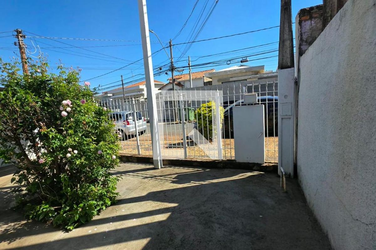 Casa à Venda - Guanabara, 2 Quartos,  357 m2 em , Campinas - sp | SoloBR