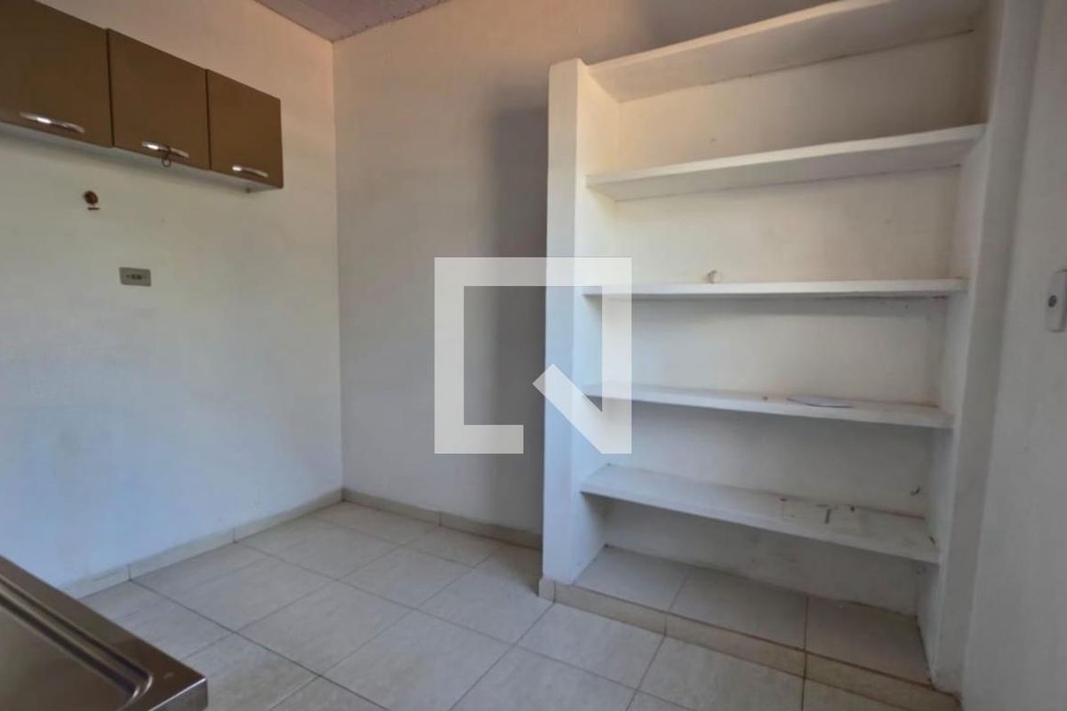 Casa à Venda - Guanabara, 2 Quartos,  357 m2 em , Campinas - sp | SoloBR