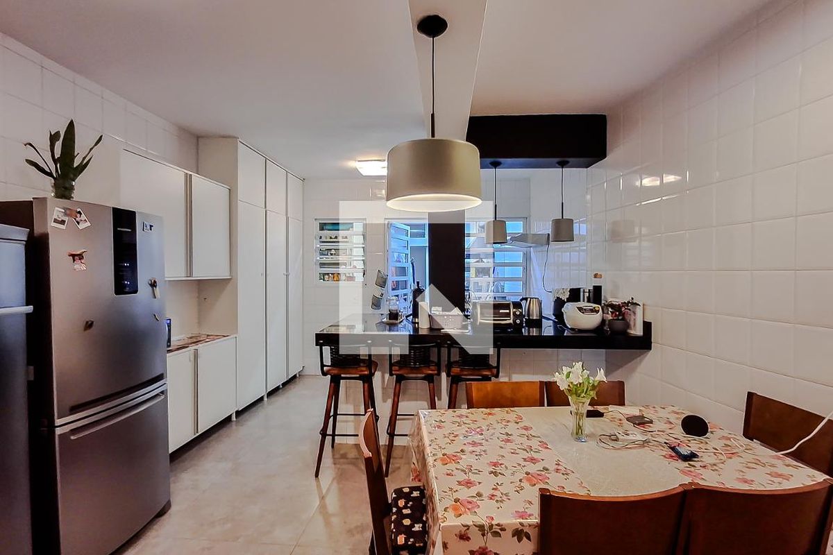 Casa, 5 quartos, 180 m² - Foto 47