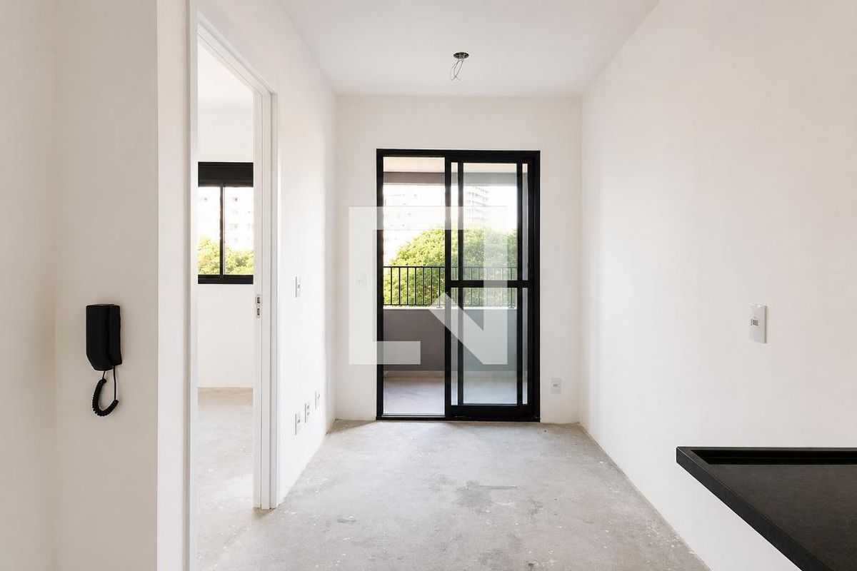 Apartamento, 1 quarto, 28 m² - Foto 2