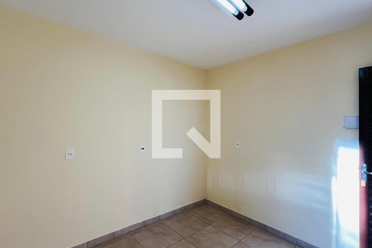 Casa à Venda - Jardim Flamboyant, 3 Quartos,  139 m2 em , Campinas - sp | SoloBR
