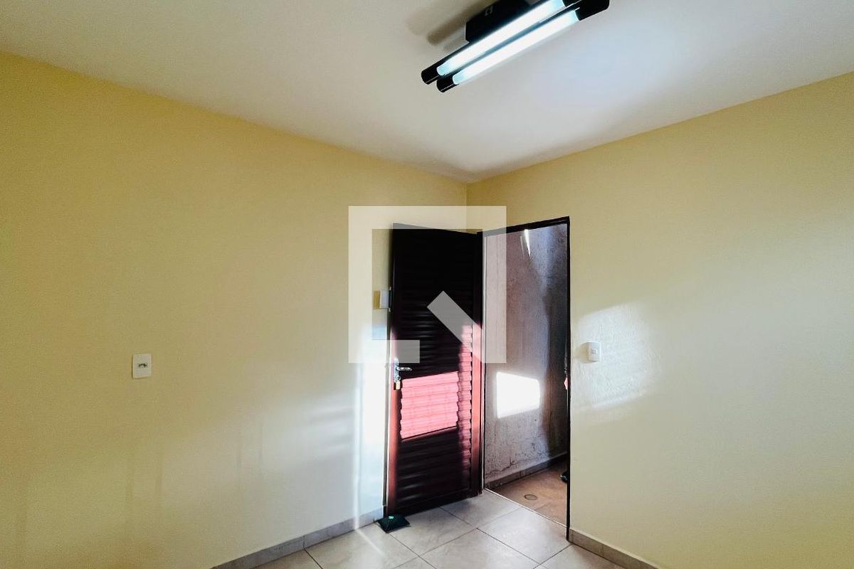 Casa à Venda - Jardim Flamboyant, 3 Quartos,  139 m2 em , Campinas - sp | SoloBR