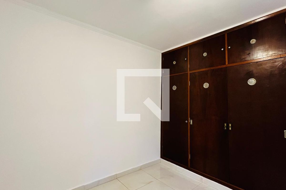 Casa à Venda - Jardim Flamboyant, 3 Quartos,  139 m2 em , Campinas - sp | SoloBR