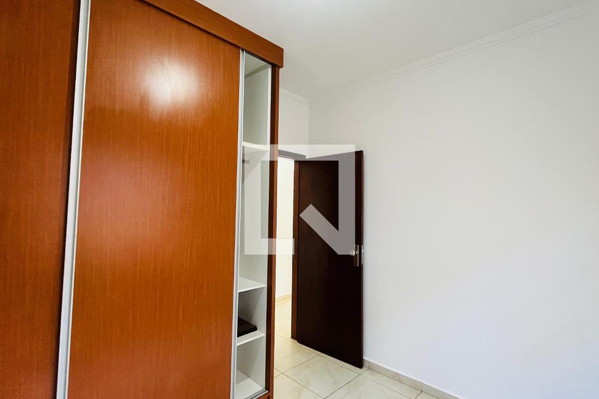 Casa à Venda - Jardim Flamboyant, 3 Quartos,  139 m2 em , Campinas - sp | SoloBR
