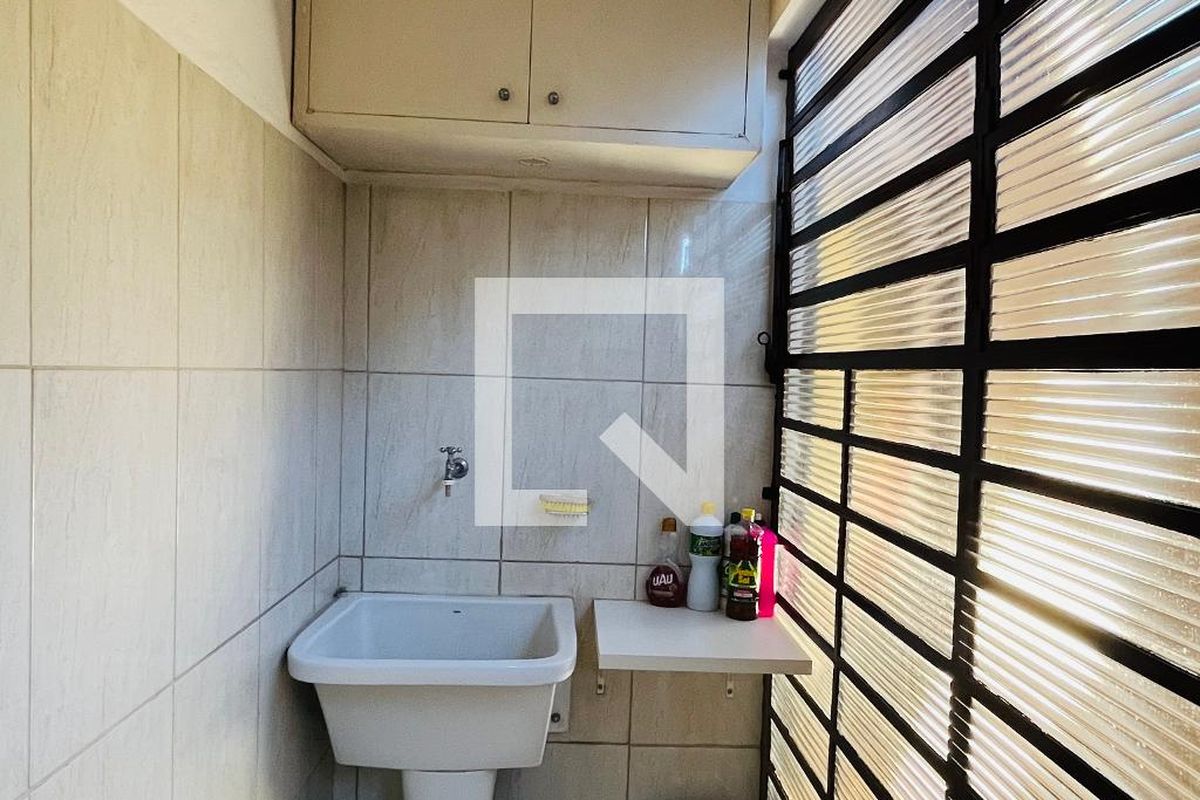 Casa à Venda - Jardim Flamboyant, 3 Quartos,  139 m2 em , Campinas - sp | SoloBR