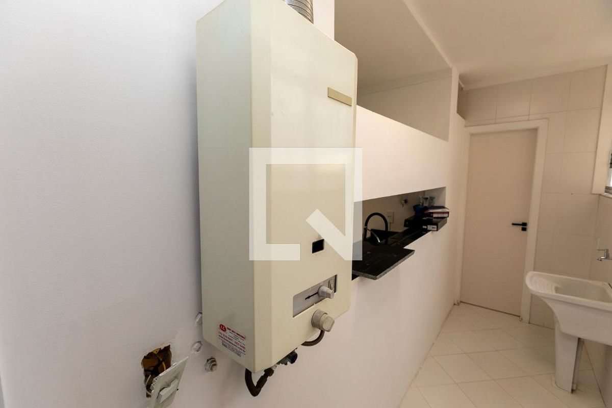 Apartamento à Venda - Cambuí, 2 Quartos,  100 m2 em , Campinas - sp | SoloBR