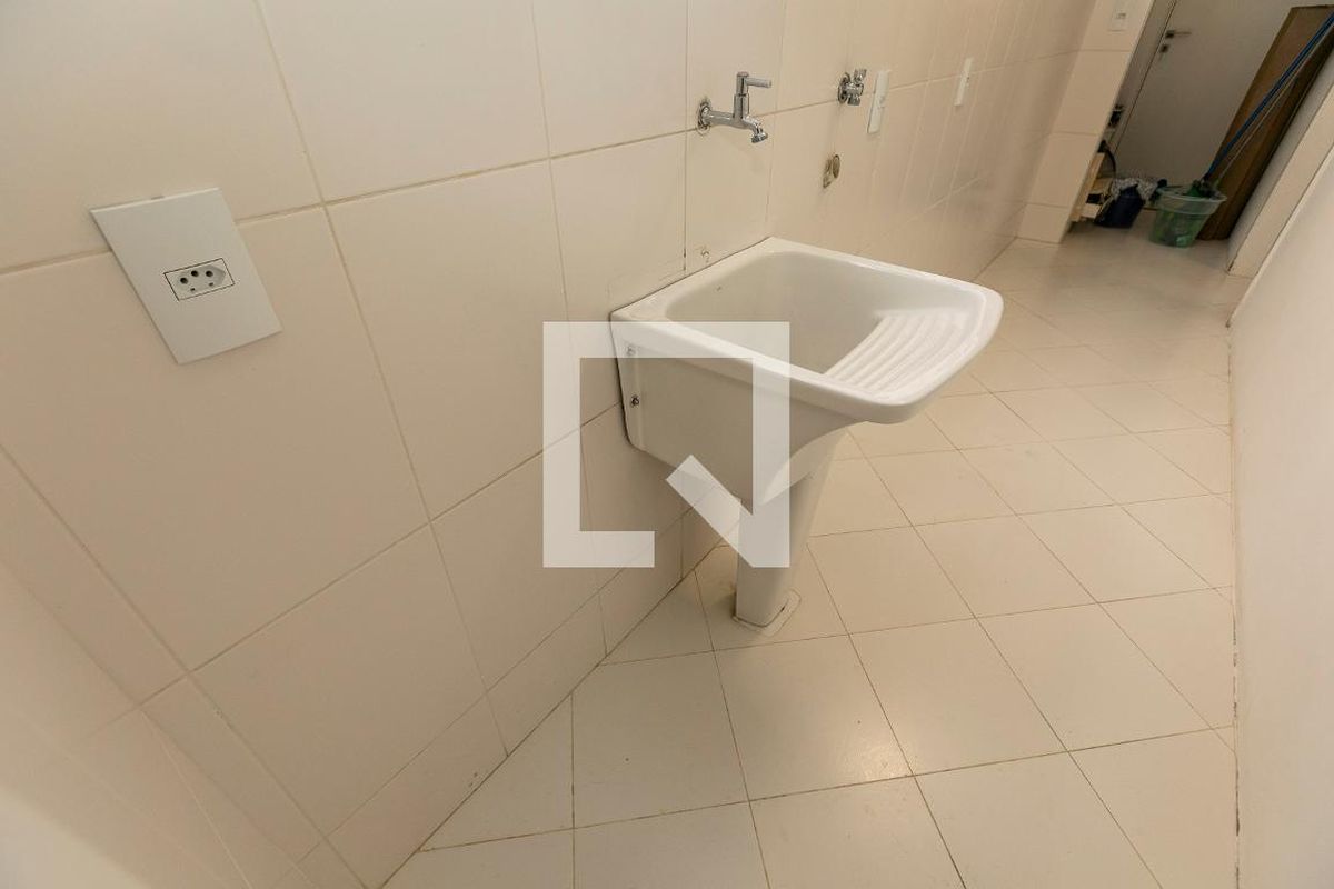 Apartamento à Venda - Cambuí, 2 Quartos,  100 m2 em , Campinas - sp | SoloBR