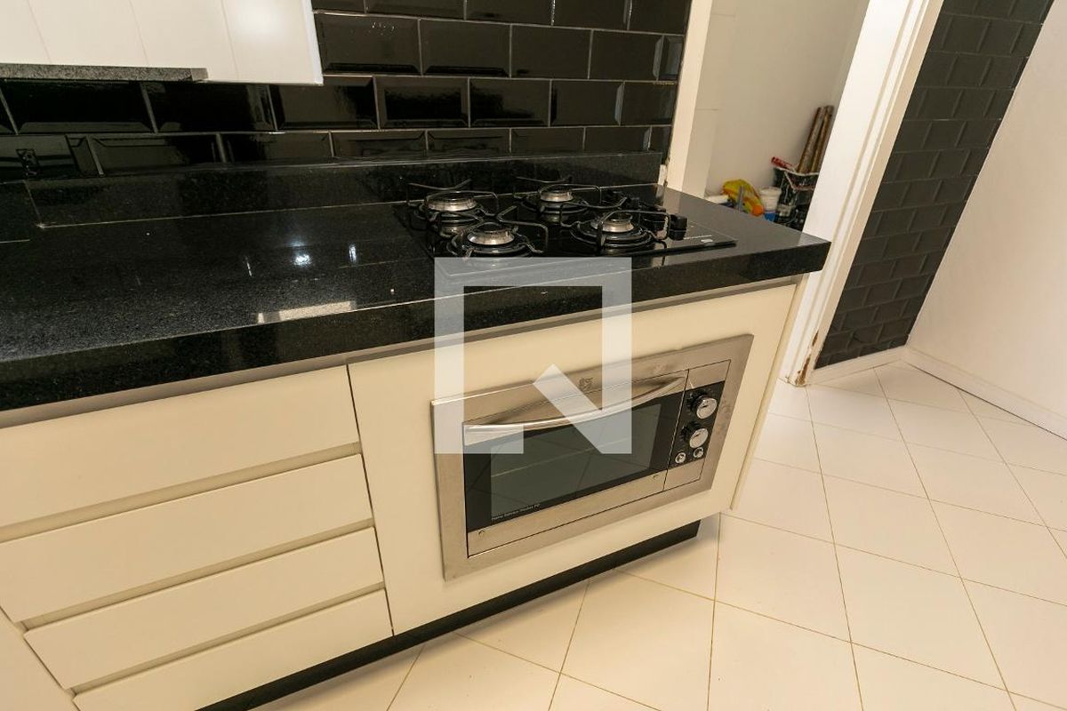 Apartamento à Venda - Cambuí, 2 Quartos,  100 m2 em , Campinas - sp | SoloBR