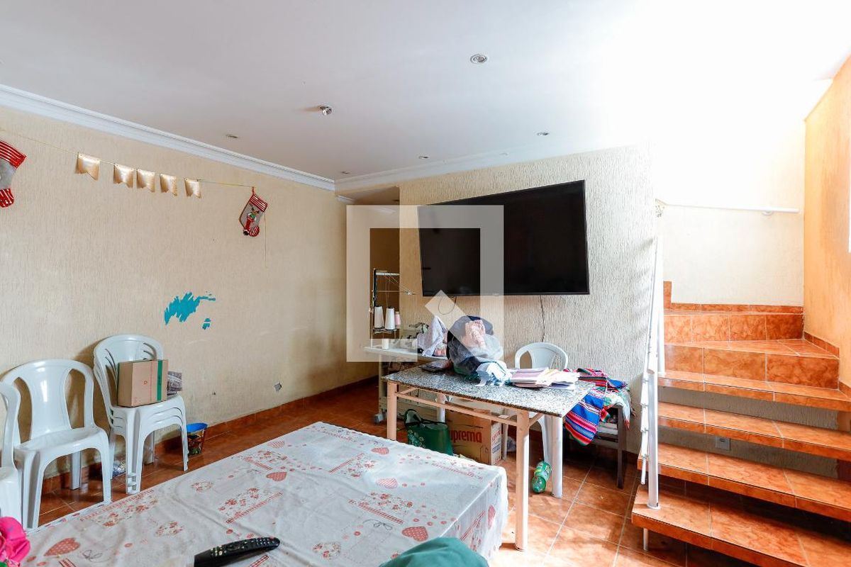 Casa, 2 quartos, 200 m² - Foto 2