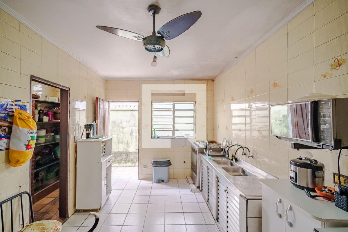 Casa, 4 quartos, 225 m² - Foto 42