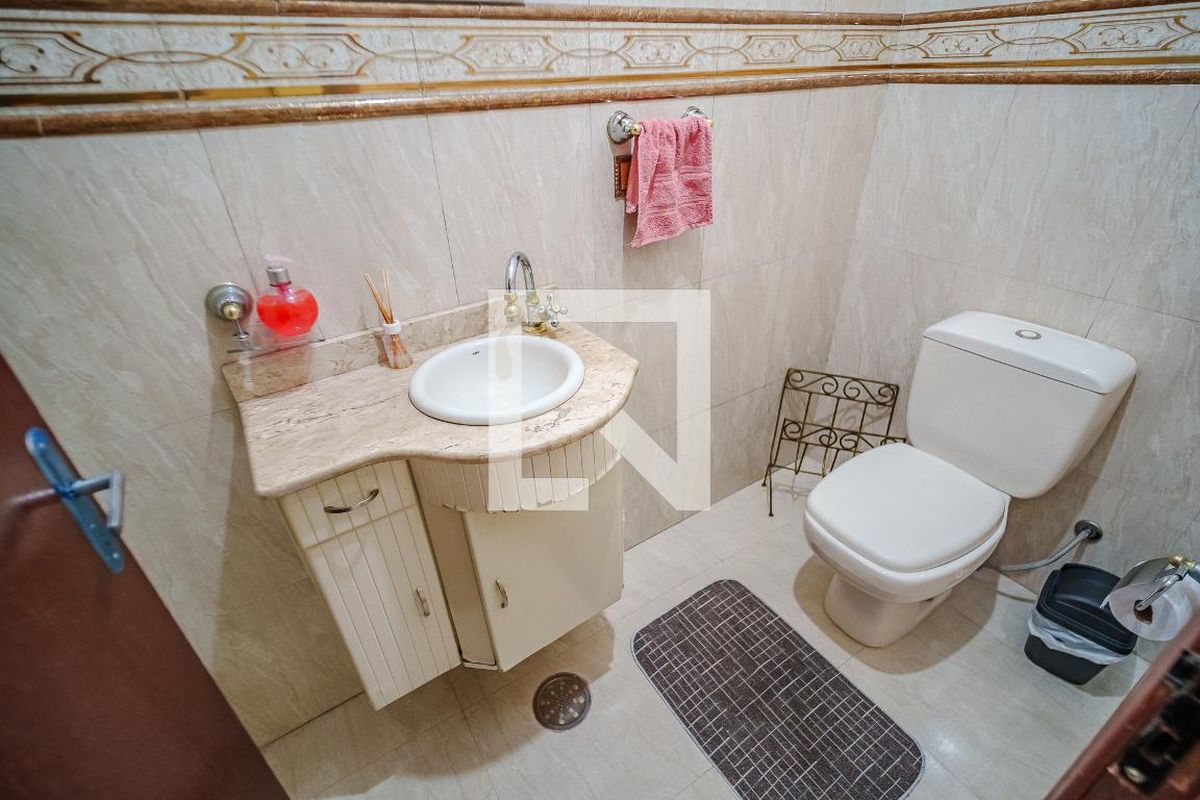 Casa, 4 quartos, 225 m² - Foto 37