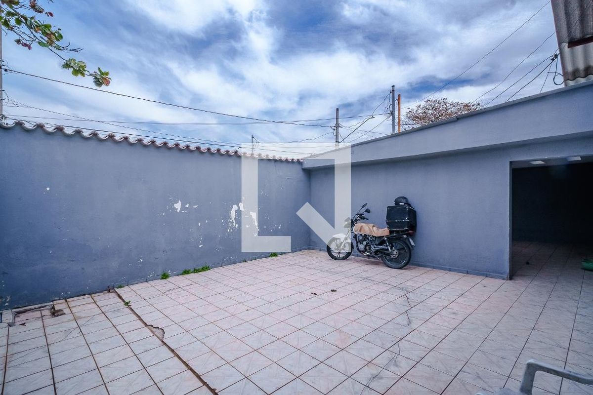 Casa, 4 quartos, 225 m² - Foto 49
