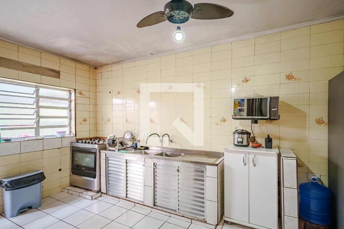 Casa, 4 quartos, 225 m² - Foto 41