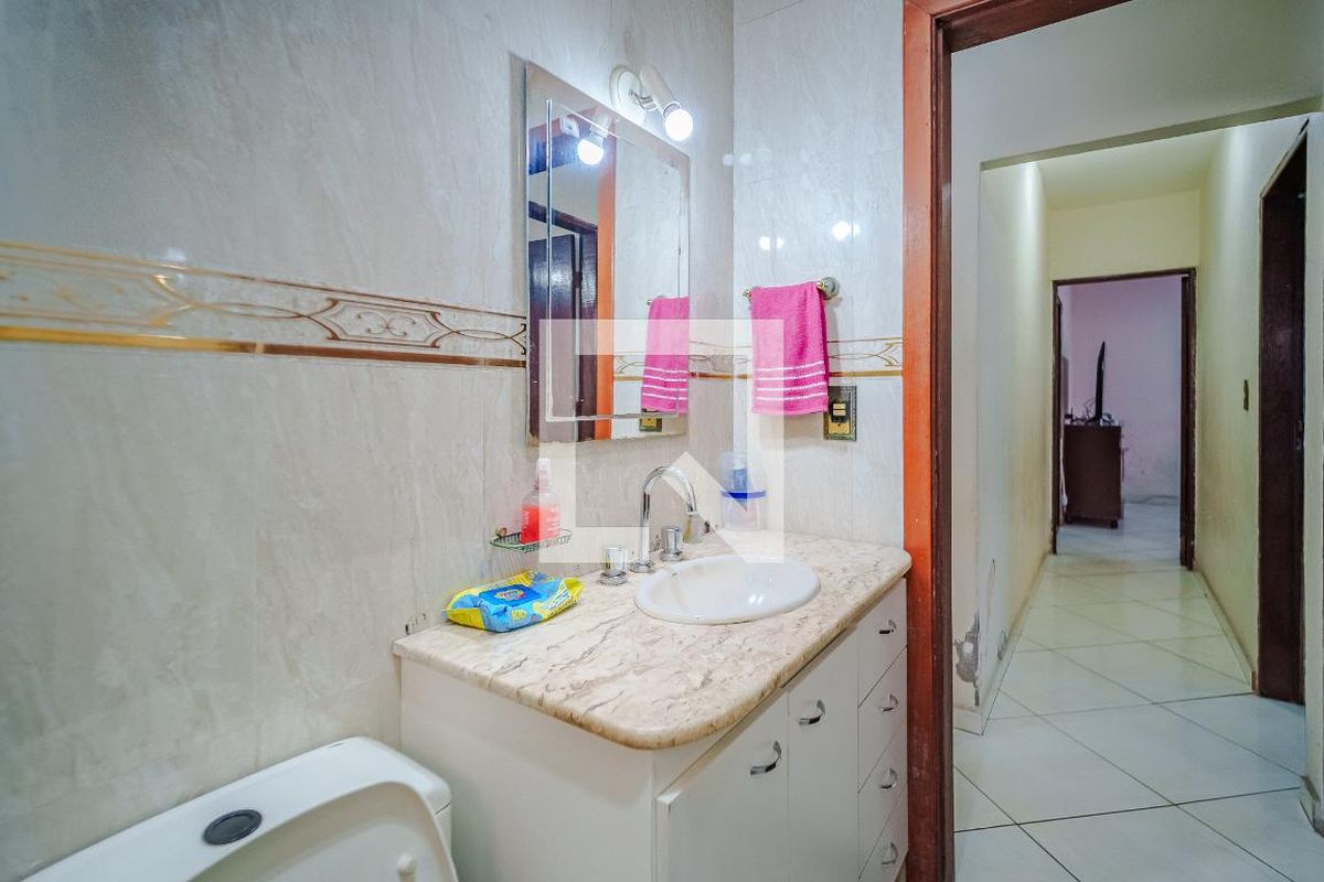 Casa, 4 quartos, 225 m² - Foto 34