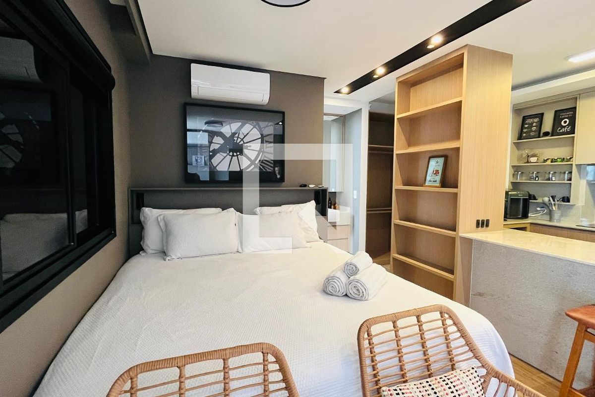 Apartamento à Venda - Bosque, 1 Quarto,  46 m2 em , Campinas - sp | SoloBR