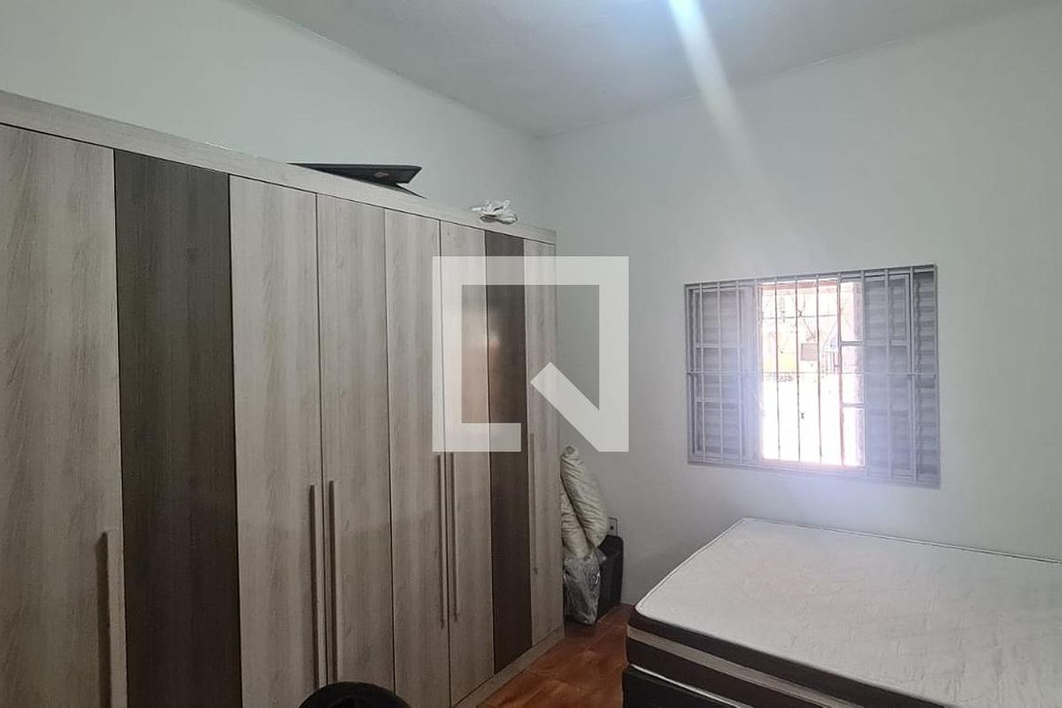 Casa à Venda - Taquaral, 2 Quartos,  115 m2 em , Campinas - sp | SoloBR