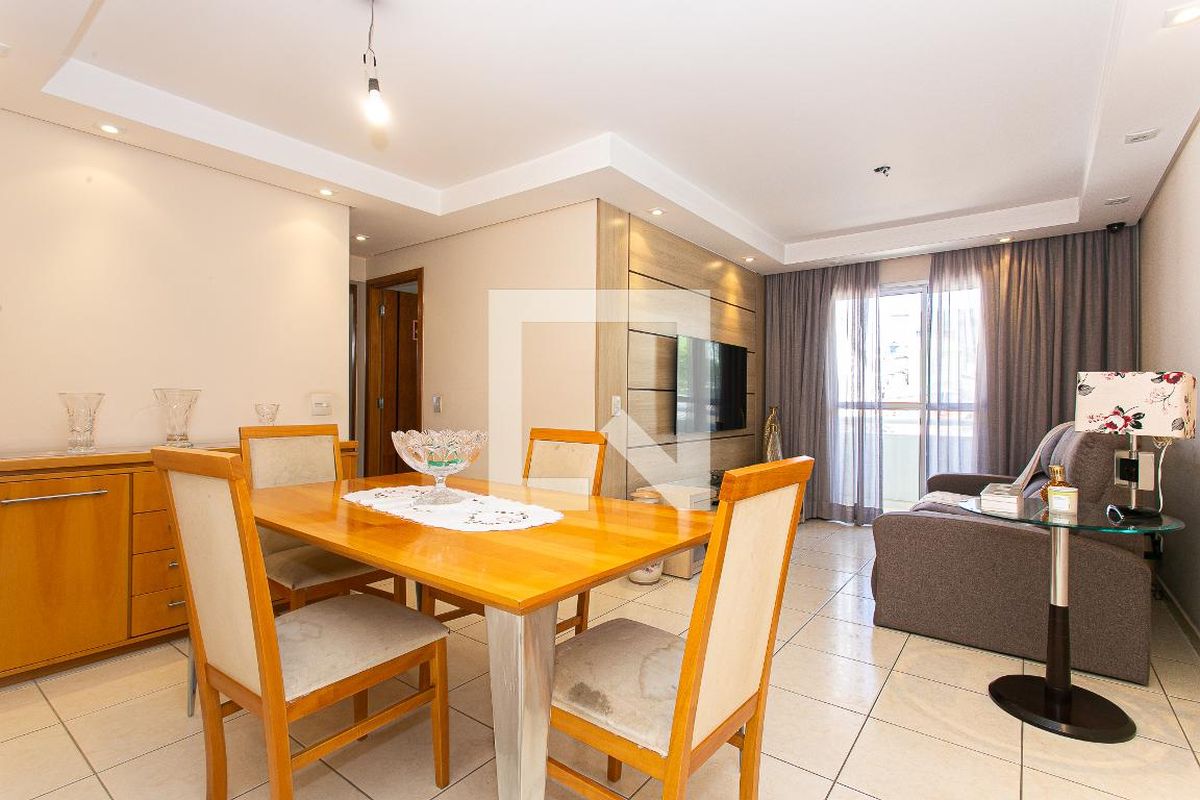 Apartamento, 3 quartos, 76 m² - Foto 1