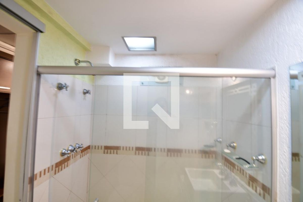 Apartamento à Venda - Centro, 1 Quarto,  84 m2 em , Campinas - sp | SoloBR