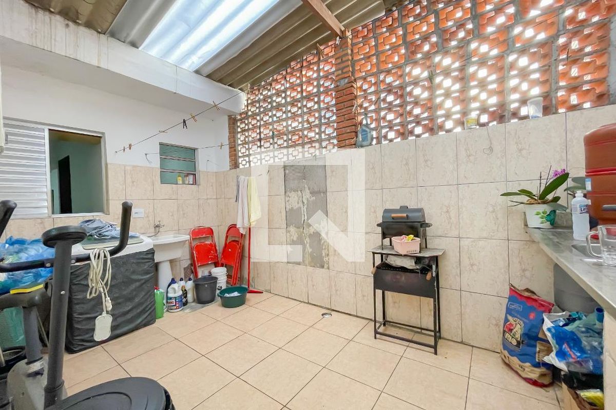Casa, 2 quartos, 414 m² - Foto 18