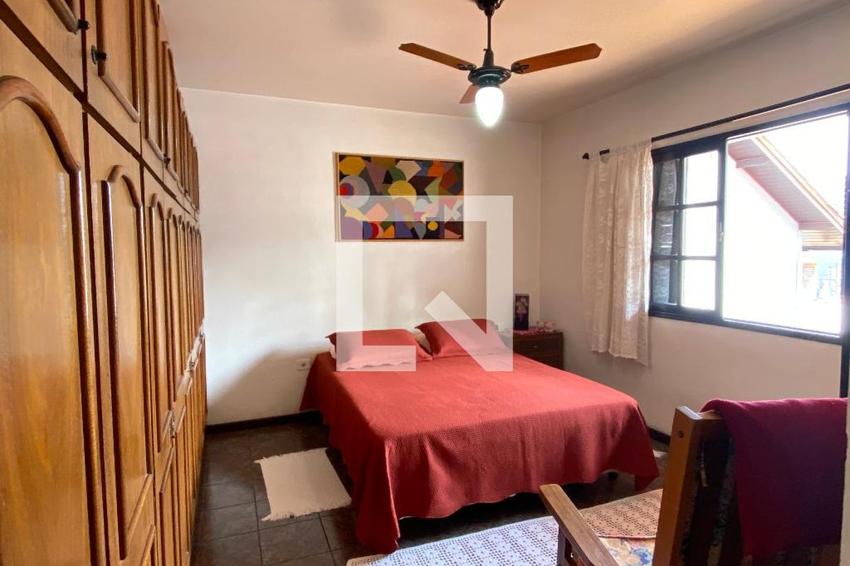 Casa, 4 quartos, 250 m² - Foto 19