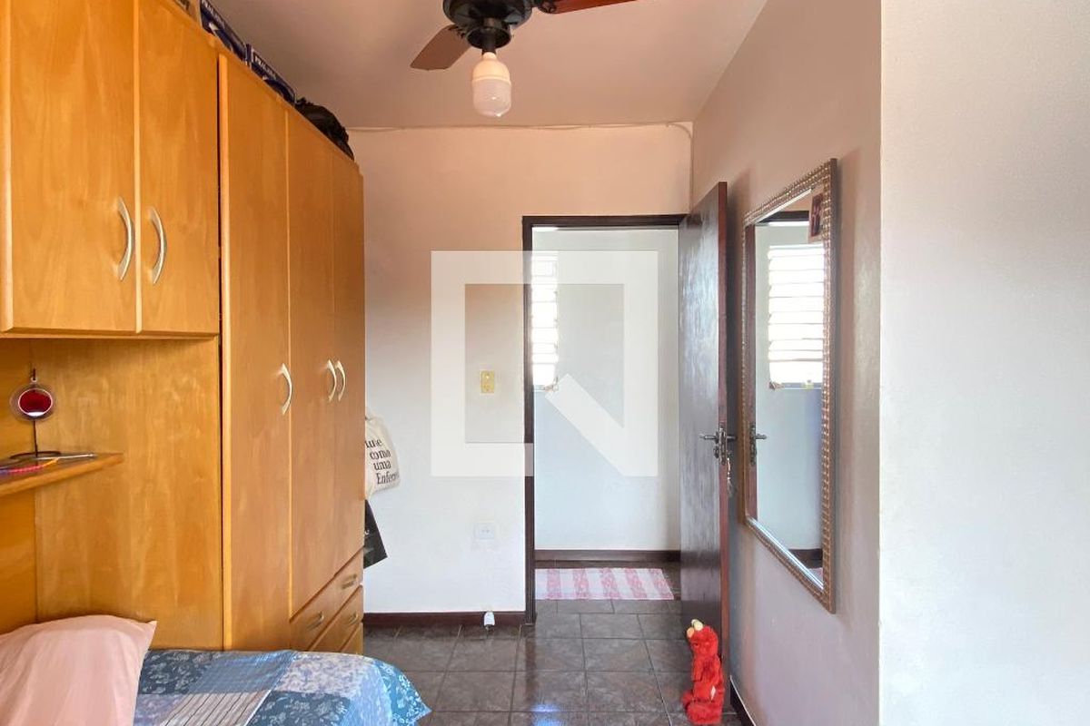 Casa, 4 quartos, 250 m² - Foto 33