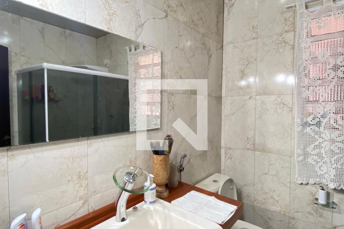 Casa, 4 quartos, 250 m² - Foto 48