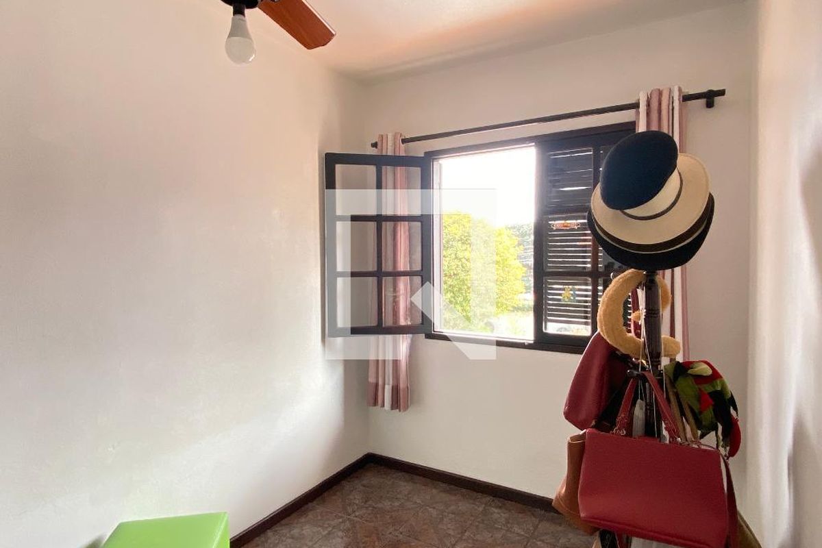 Casa, 4 quartos, 250 m² - Foto 36