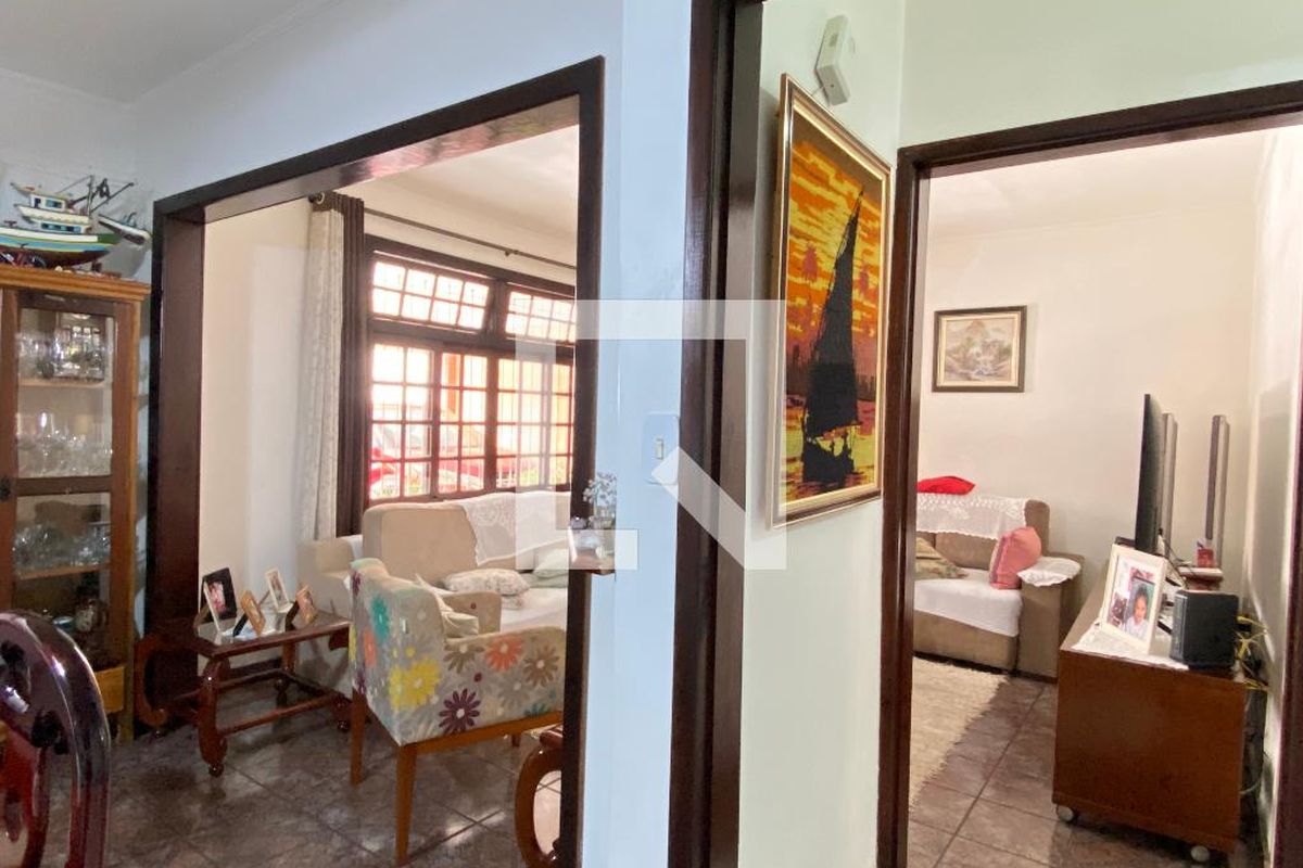 Casa, 4 quartos, 250 m² - Foto 15