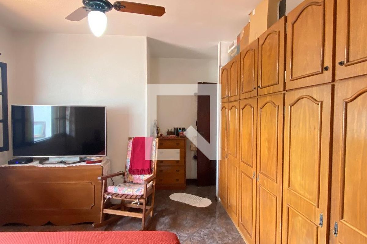 Casa, 4 quartos, 250 m² - Foto 24