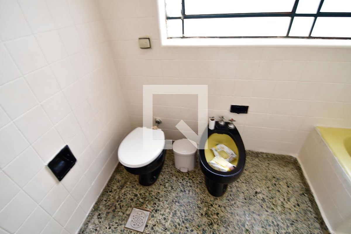 Casa à Venda - Jardim Planalto, 3 Quartos,  380 m2 em , Campinas - sp | SoloBR