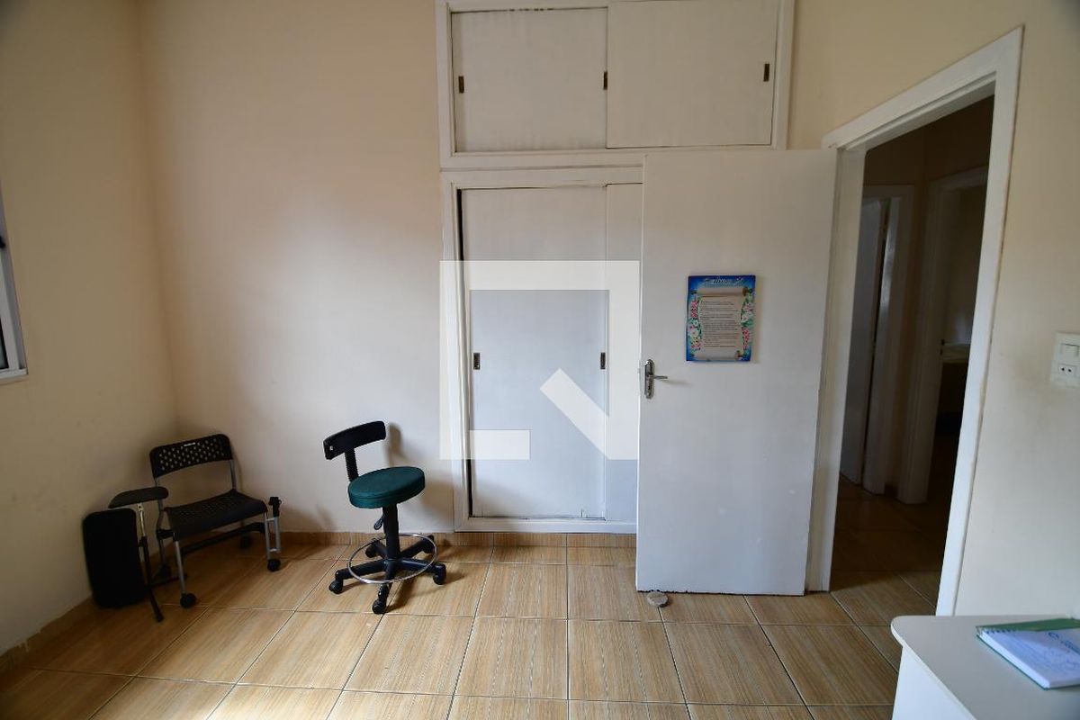 Casa à Venda - Jardim Planalto, 3 Quartos,  380 m2 em , Campinas - sp | SoloBR