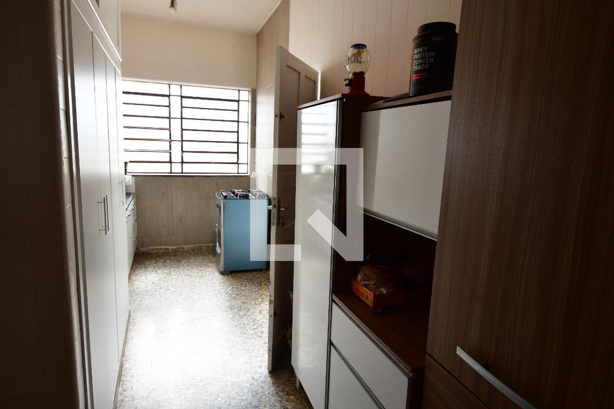 Casa à Venda - Jardim Planalto, 3 Quartos,  380 m2 em , Campinas - sp | SoloBR