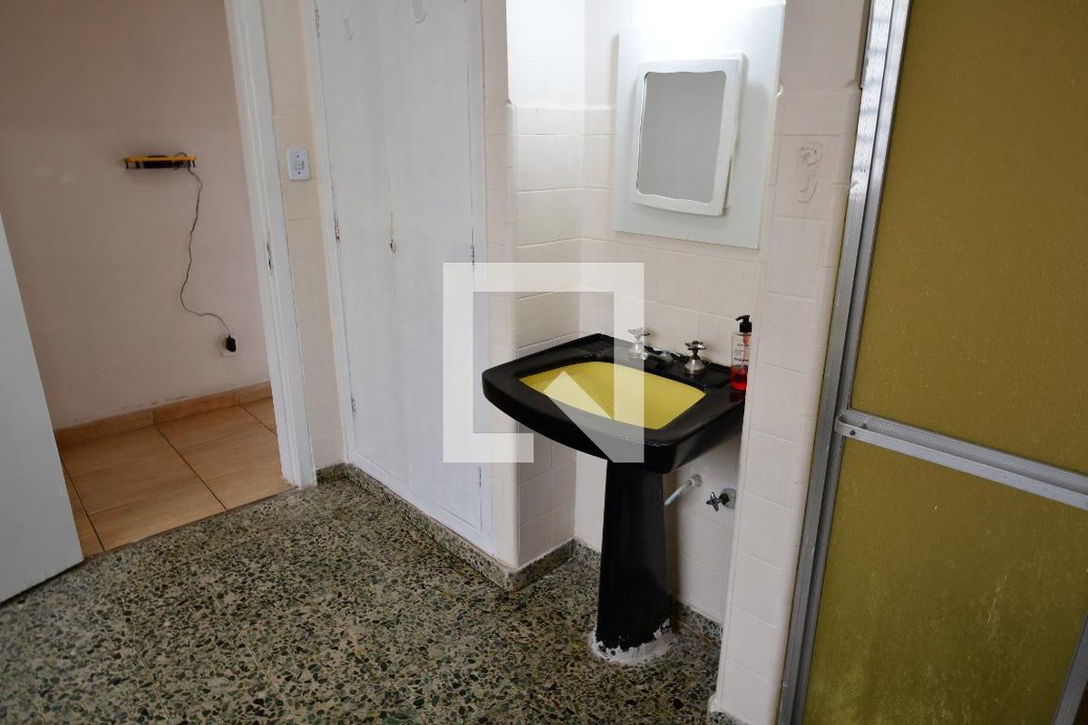 Casa à Venda - Jardim Planalto, 3 Quartos,  380 m2 em , Campinas - sp | SoloBR