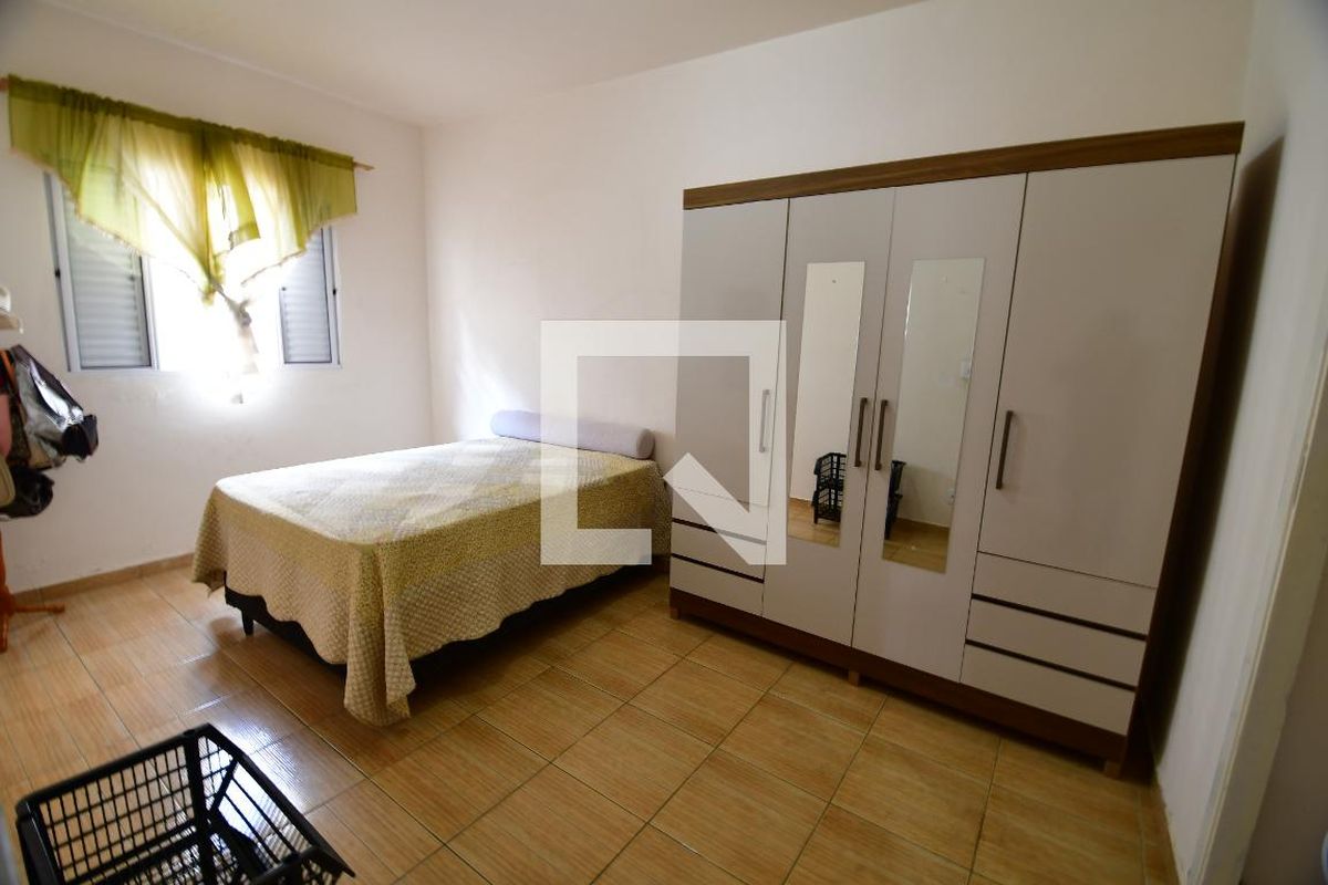 Casa à Venda - Jardim Planalto, 3 Quartos,  380 m2 em , Campinas - sp | SoloBR