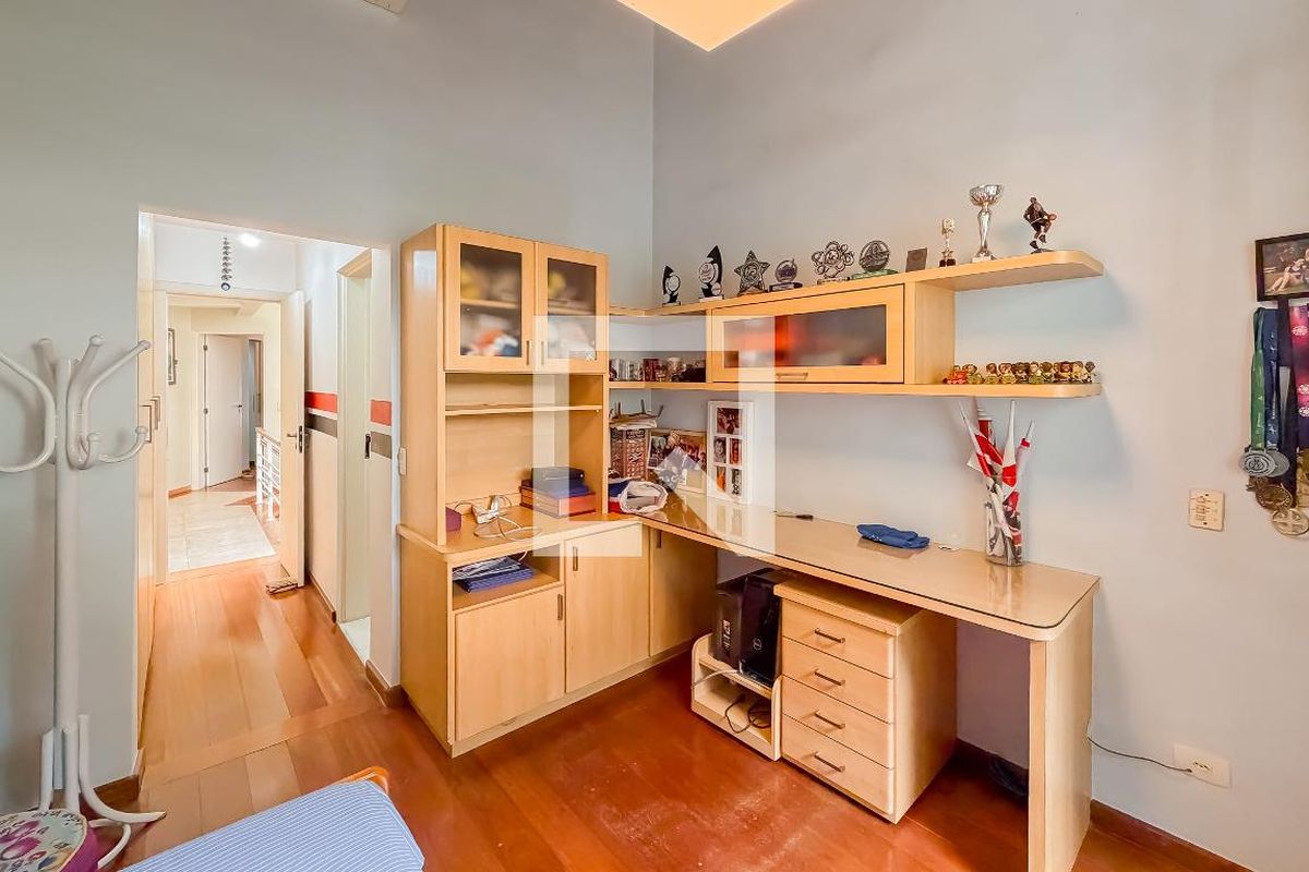 Casa, 3 quartos, 270 m² - Foto 22