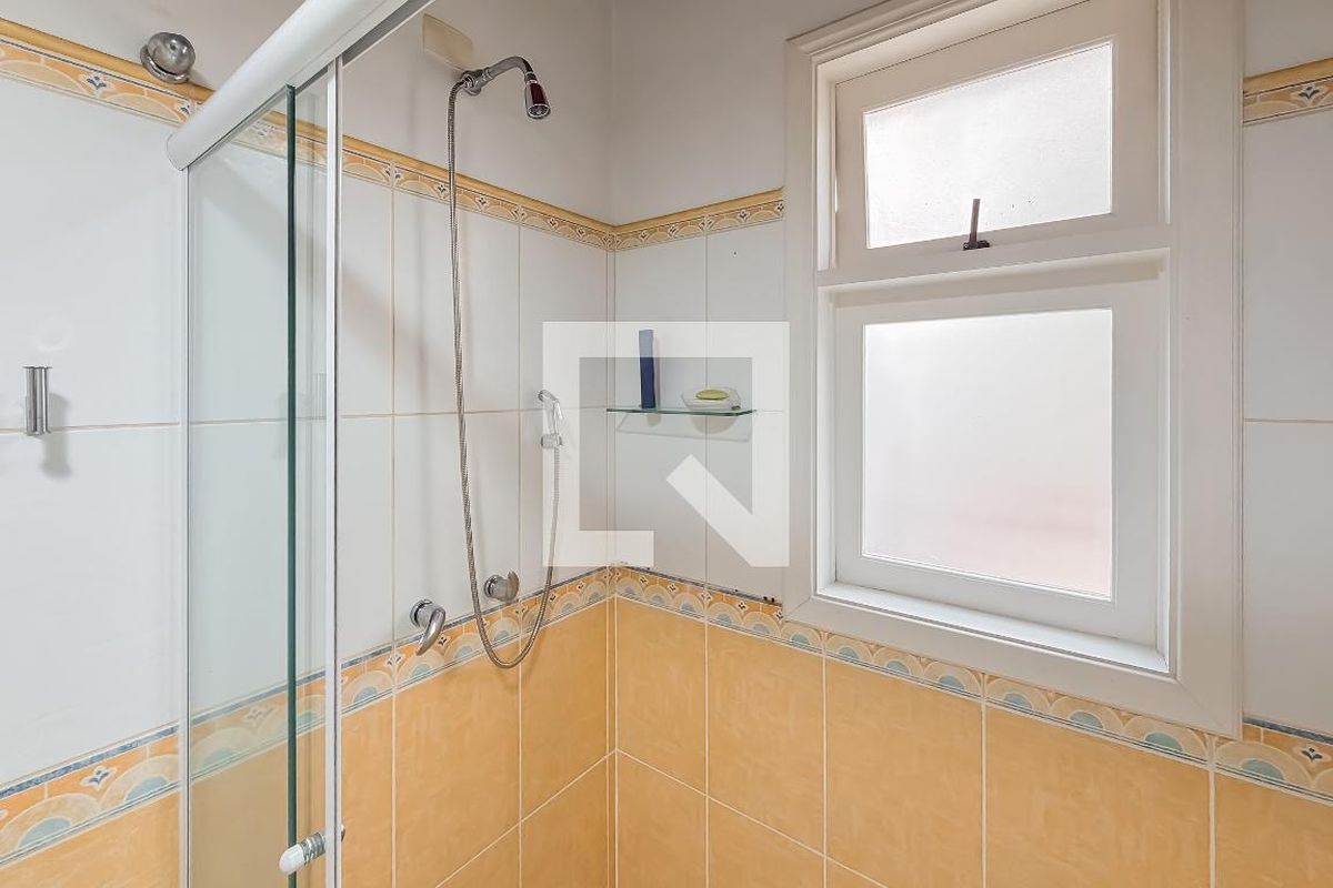 Casa, 3 quartos, 270 m² - Foto 50