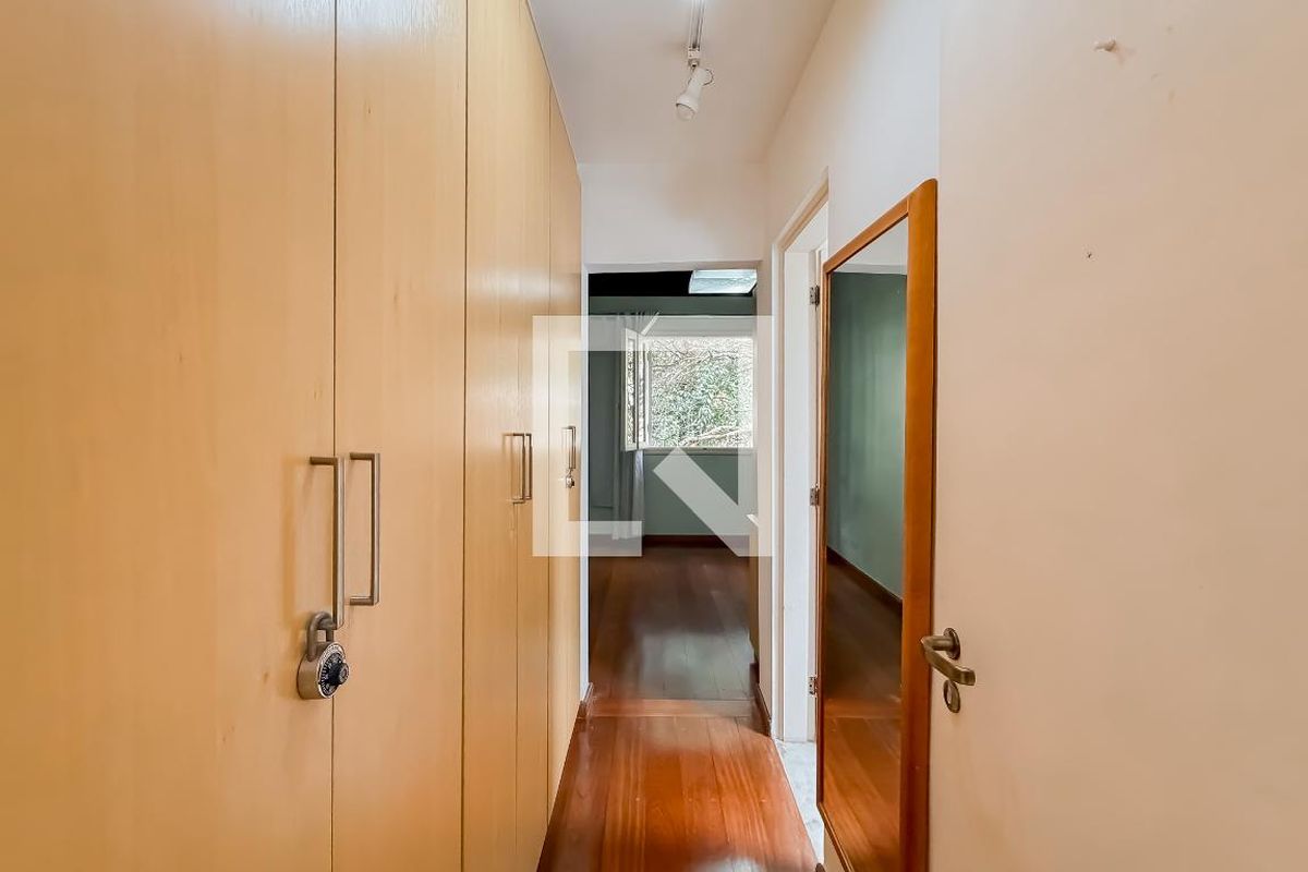 Casa, 3 quartos, 270 m² - Foto 28