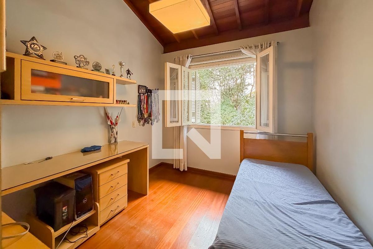 Casa, 3 quartos, 270 m² - Foto 20