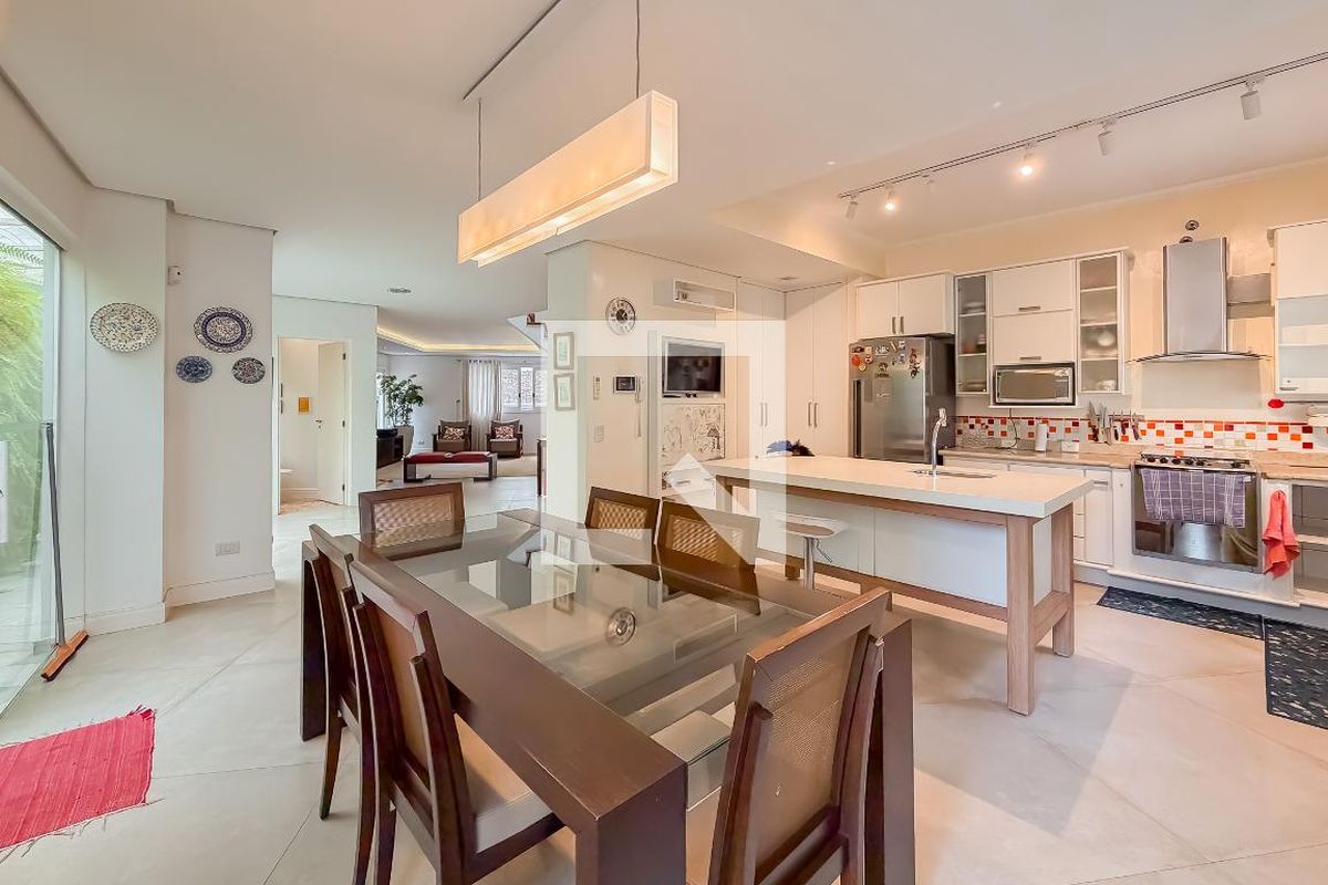Casa, 3 quartos, 270 m² - Foto 10
