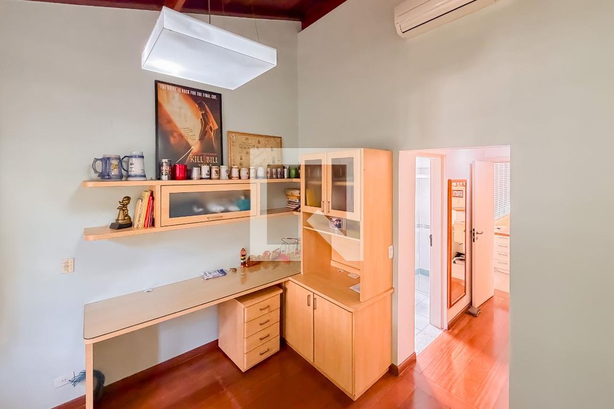 Casa, 3 quartos, 270 m² - Foto 32